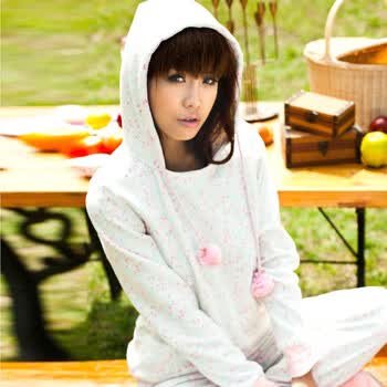 2012秋季新品 歌瑞尔冬水玲摇粒绒简约女士可爱家居服睡衣套装 米色 XXL