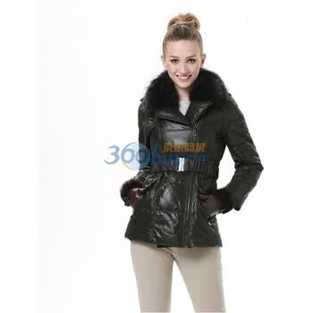 波司登 2011新款 羽绒服 女大毛领时尚修身短款 BR2250 深灰色 185/104A(XXXL)