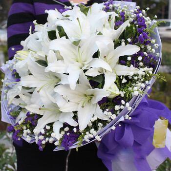 12朵香水百合花束 泉州鲜花长沙花店送花福州