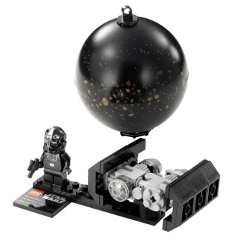 LEGO 乐高星球大战系列 钛轰炸机(TIE Bomber)和小行星带(Asteroid Field)75008