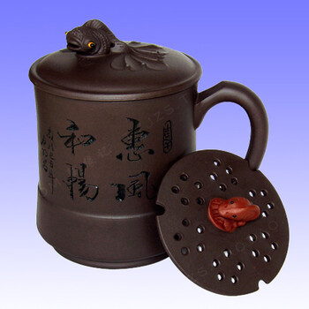 
                                        预售直销 超低价礼盒装 手工金鱼杯 宜兴紫砂杯 紫砂壶 隔舱过滤茶叶 百分百原矿优质紫砂 原矿优质紫泥 401-500毫升                