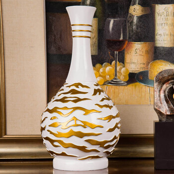 
                                        得美莱斯 欧式简约插花花瓶装饰摆件 家居饰品 干花工艺品 室内装饰礼品 客厅摆设 简约白-套餐3-带2束花                