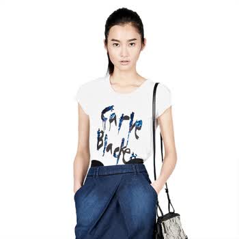 MO&Co.摩安珂 moco 字母亮片圆领短袖T恤 M112TST27 90本白 L