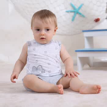 Baby2 2012新款婴幼儿夏装小男童背心+短裤套装YXB392111 白色 100