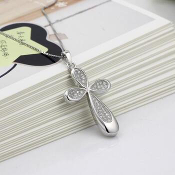 银斯妮 十字架微镶瑞士钻吊坠女性项坠 短款颈