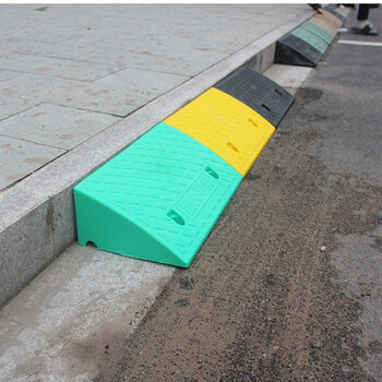 鼎红塑料斜坡垫上坡垫汽车爬坡垫门槛垫马路牙子台阶垫高5cm黑色