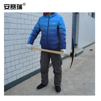 安赛瑞 洋镐 十字镐 木柄钢镐 锰钢镐头 开荒工地施工户外清洁工具 90cm 23944