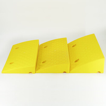 海斯迪克 HK-223 台阶垫斜坡垫汽车上台阶垫马路牙子路沿坡上坡垫塑料斜坡垫 减速带 黄色50*27*13