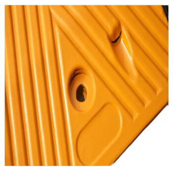 鸣固 减速带橡胶斜坡缓冲带减速垄道路减速板坡道公路汽车乡村马路（100*35*5cm长*宽*高）