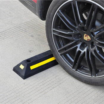 鸣固 停车位挡车器 定位器阻车器止退器车轮限位器停车桩 60*12*8cm橡塑款双停空心