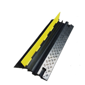 雅恪尚 线槽减速带 橡胶斜坡缓冲带坡道公路PVC盖板二线槽电缆保护槽 985*435*66mm