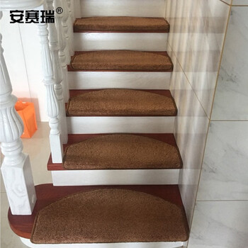 安赛瑞 楼梯地垫 木楼梯地垫 75×24×3cm 免胶自贴楼梯防滑踏步垫 实木地毯 弧形 咖啡色700616