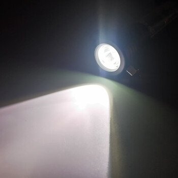 趣行 10合1救生破窗锤 加强版带警报多功能安全锤强光手电筒 车用消防逃生锤破窗器 车载充电器应急救援