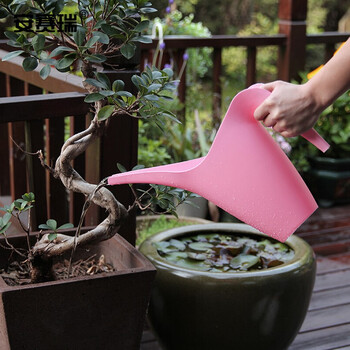 安赛瑞 浇水壶 长嘴浇水壶1.8升多肉种菜浇花洒水壶 盆栽种花水壶 1.8L 粉色 530937