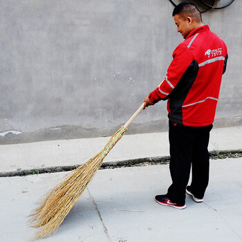 卫洋 WYL086 铁扫把木杆 1.9米左右 单只装 植物环卫大扫把 棉扫帚扫马路大号笤帚