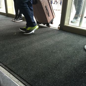 爱柯部落 入户地毯门垫脚垫 菠萝纹地垫吸水刮沙除尘防滑垫商场户外耐磨垫2×1.5m×11mm深灰色可定制110245