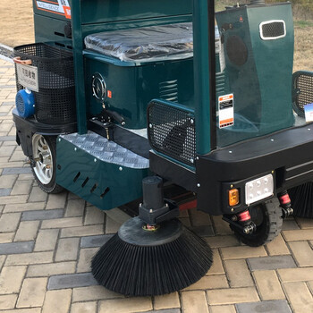 益美得 NSD-3019  驾驶式扫地车清扫车工地工厂物业小区道路环卫车  三刷半封闭款