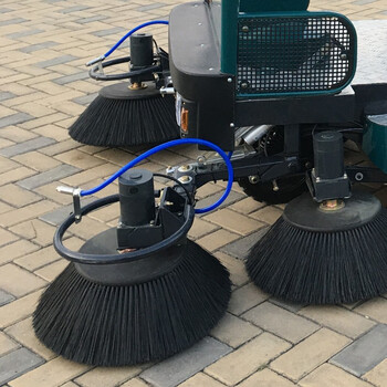 益美得 NSD-3020  驾驶式扫地车清扫车工地工厂物业小区道路环卫车  五刷半封闭款