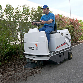 道路宝（DULEVO）75EH（电瓶式） 意大利原装进口 （小型驾驶式扫地车 工商业场所扫地吸尘