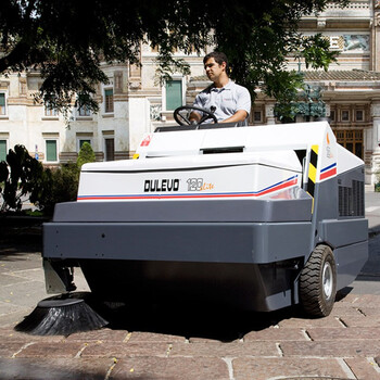 道路宝（DULEVO）120DK（柴油式） 意大利原装进口 大型驾驶式燃油扫地车 清扫重粉尘场所