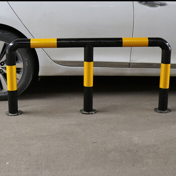 万尊 M型护栏钢管挡车器户外停车场围栏马路隔离护栏阻车器76*长1300*高600mm壁厚1.5mm