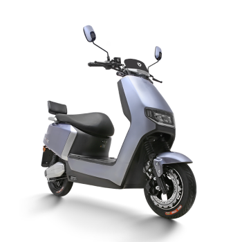 雅迪(yadea)电动车莱特动力版电动摩托车石墨烯电池时尚电动踏板车