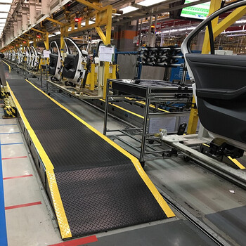 爱柯部落 双层耐磨型警示防滑地垫 防滑垫 PVC抗疲劳脚垫 黄黑色 0.9×15m×13.5mm 可定制