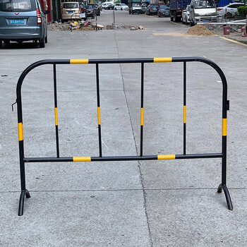 京特 铁马护栏公路施工移动式围挡道路临时隔离栏安全排队护栏警示工程安全防护 1.5*1米 36管黄黑铁护栏