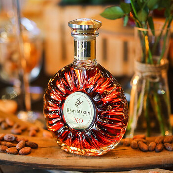 人头马（Remy Martin）洋酒 XO优质香槟区干邑白兰地 350ml 