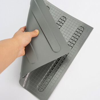 海斯迪克 HKW-155 PVC盲道砖 防滑橡胶盲道板人行道指路砖地铁医院楼梯导盲砖橡塑盲道条 300*300灰色长条状