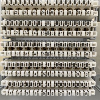 讯浦 VDF配线架 100对 音频电话模块配线架 19英寸机架式 XC-VDF-100