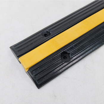 海斯迪克 HK-221 线槽减速带橡胶线槽板pvc过线槽电缆保护槽盖线 一线槽1000*150*30mm