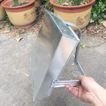 科力邦（Kelibang） 铁皮簸箕 高把物业撮子工厂车间垃圾铲环卫铁戳室外铁铲260×230×150mm  KB3202