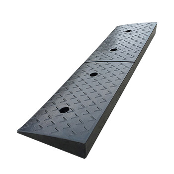 稳斯坦 WST084 11公分台阶垫 斜坡垫 马路牙子路沿坡 上坡爬坡三角垫 橡胶路沿坡 500*300*110mm