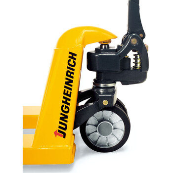 德国永恒力 超低放手动叉车地牛搬运车 载重1.5吨 货叉最低位51mm，680*1150 橡胶转向轮/尼龙双承载轮 AM15L