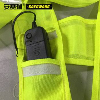 安赛瑞 LED带灯反光马甲 施工环卫反光衣 道路交通警示执勤马甲V字型服反光衣骑行反光服 荧光绿 26011