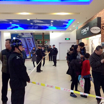 坚冠 安全隔离警示线 约50米 交通工程警告分割带警戒线 盘式警示带可反复使用