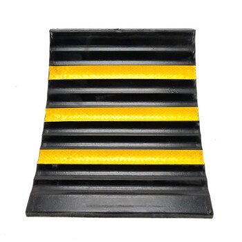 冰禹 止退器 限位器橡胶止退器橡胶路沿坡 25*25*19CM（实心）1个 BYaf-42