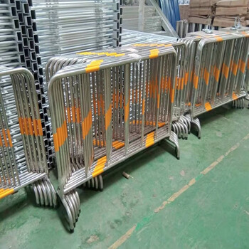 百舸 不锈钢铁马护栏 幼儿园景区商场排队围栏 交通安全隔离栏 201材质38外管1.2*2m带牌