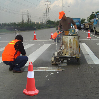 坚冠 反光路锥塑料圆锥 红白不带字通用型专用车位 停车场门口禁停标识 反光路障警示柱占车位雪糕筒交通设施