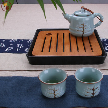 
                                        臻藏 茶盘竹木小茶台 储水式陶瓷茶盘 功夫茶具四方茶盘茶托 创意茶海一壶两杯办公室茶具 (陶瓷四方茶盘 禅风黑)                