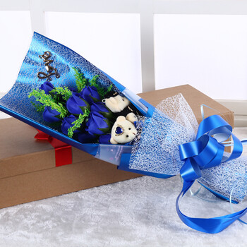 
                                        四叶草(SIYECAO)玫瑰仿真花香皂花礼盒圣诞节情人节创意生日礼物送女友老婆求爱表白 11朵蓝色玫瑰+双婚纱小熊                