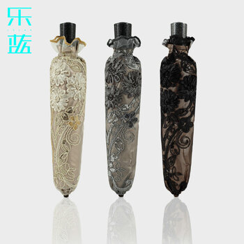 
                                        乐蓝女士手工刺绣金色伞骨黑胶遮阳伞防晒二折蕾丝公主户外晴雨伞太阳伞17 黑色                