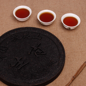 十二生肖茶饼装饰摆件礼盒装 手工制作 武夷山岩茶大红袍原料 支持货到付款 玉兔吉祥