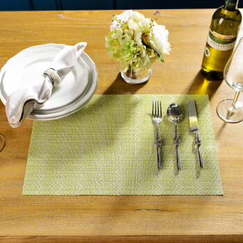 奇居良品 高档环保可水洗西餐桌防滑餐垫隔热垫子 波浪纹PVC餐垫 绿色 6片