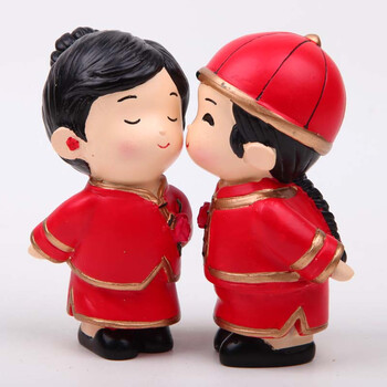 福嘉福结婚礼物新婚庆礼品树脂工艺品创意实用时尚家居装饰情侣娃娃摆件 C