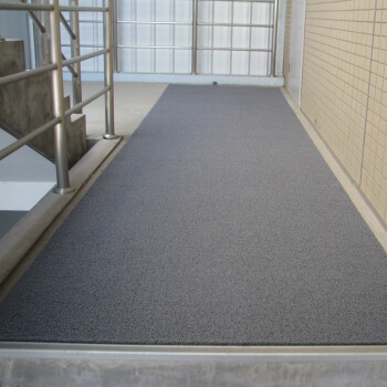 爱柯部落 PVC丝圈地垫 出入口除尘刮沙地毯1.2m×1.8m防尘防滑地毡室外楼梯走廊进门迎宾垫灰色可定制110158