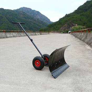 科力邦（Kelibang） 手推式推雪铲 可调节轮式铲雪器手动除雪工具扫雪器推雪铲车带轮子74*43cm KB3501