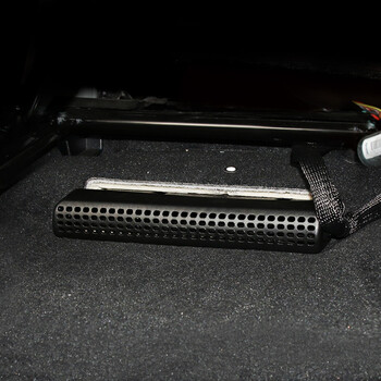 专用于奔驰新E级改装空调出风口保护罩 发挥座