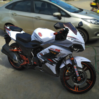 猫头鹰摩托车跑车大型地平线二代街跑车150cc-350cc公路赛可上牌 白色